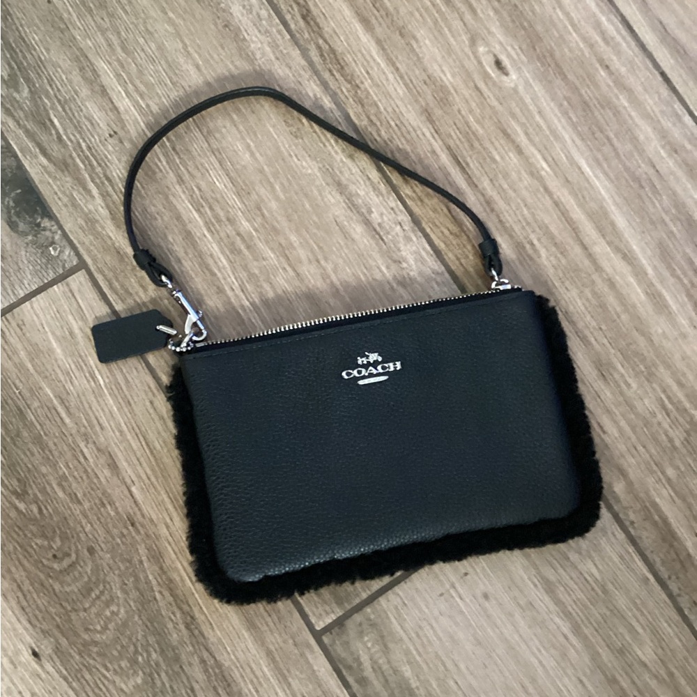 Coach BP Shearling corner zip black wristlet